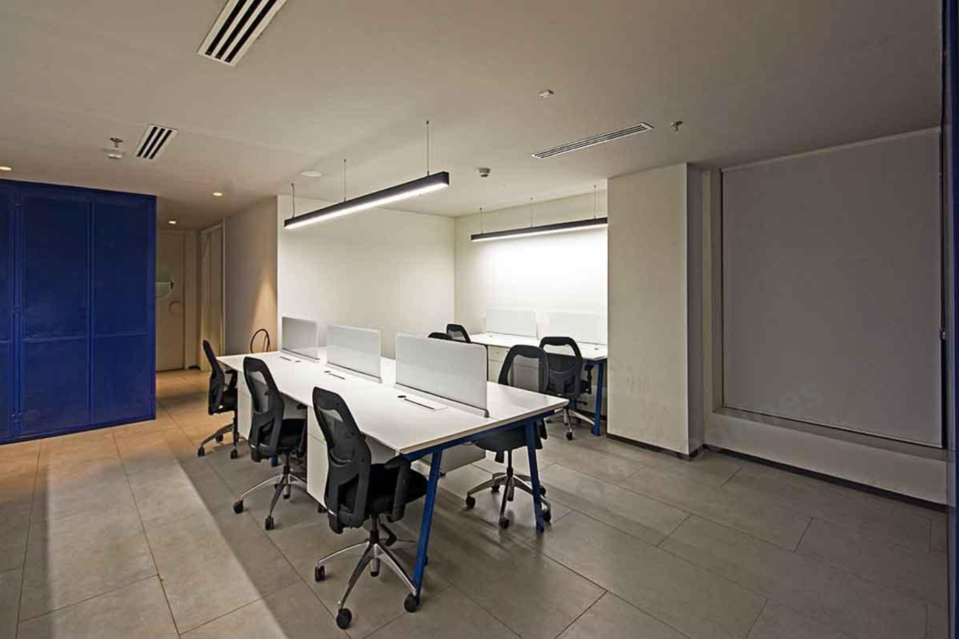 Custom Meeting Tables for Offices